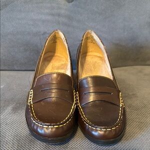 Liz Claiborne Classic Brown Loafers for‎ Women